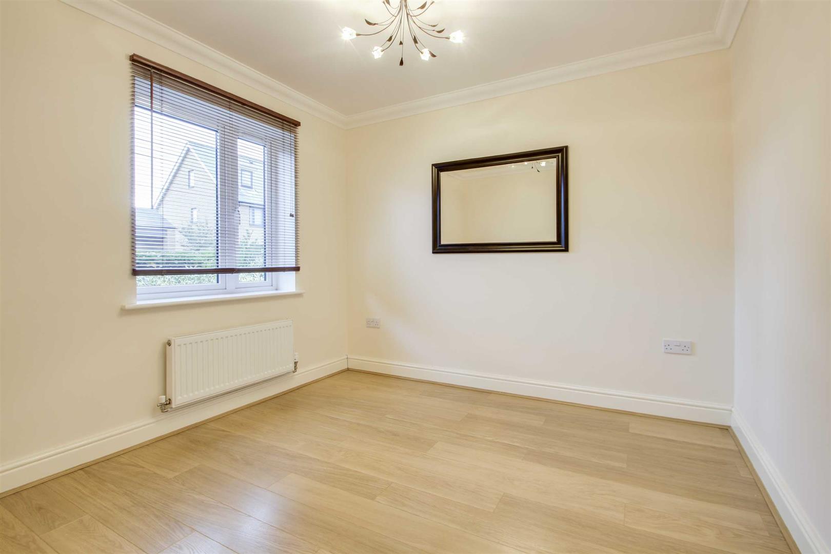 Selkirk Drive, Oakridge Park, Milton Keynes